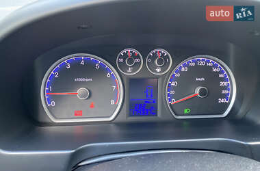 Хетчбек Hyundai i30 2011 в 