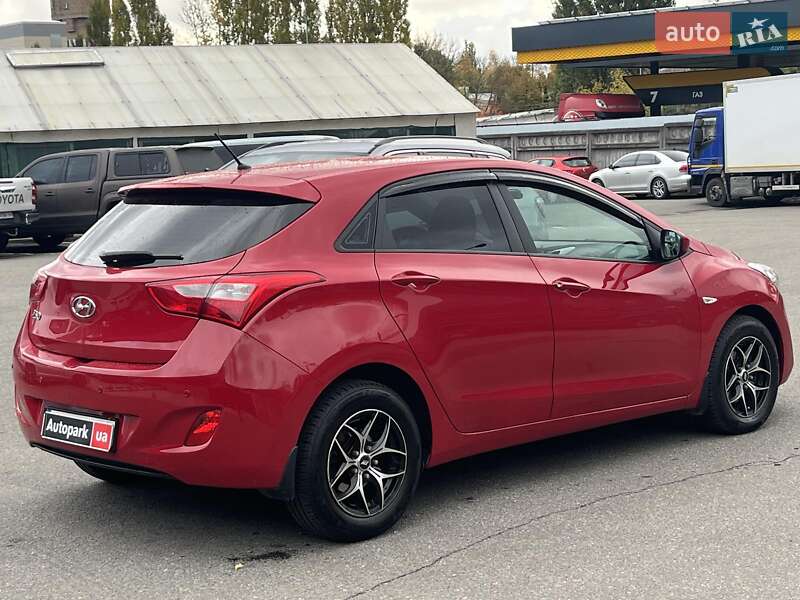 Хэтчбек Hyundai i30 2013 в Киеве фото 6 Хэтчбек Hyundai i30 2013 в Киеве