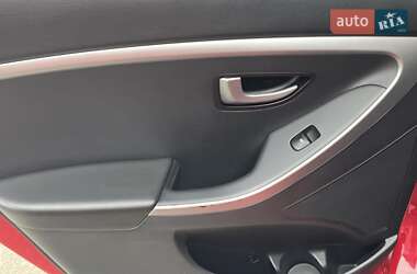 Хэтчбек Hyundai i30 2013 в 