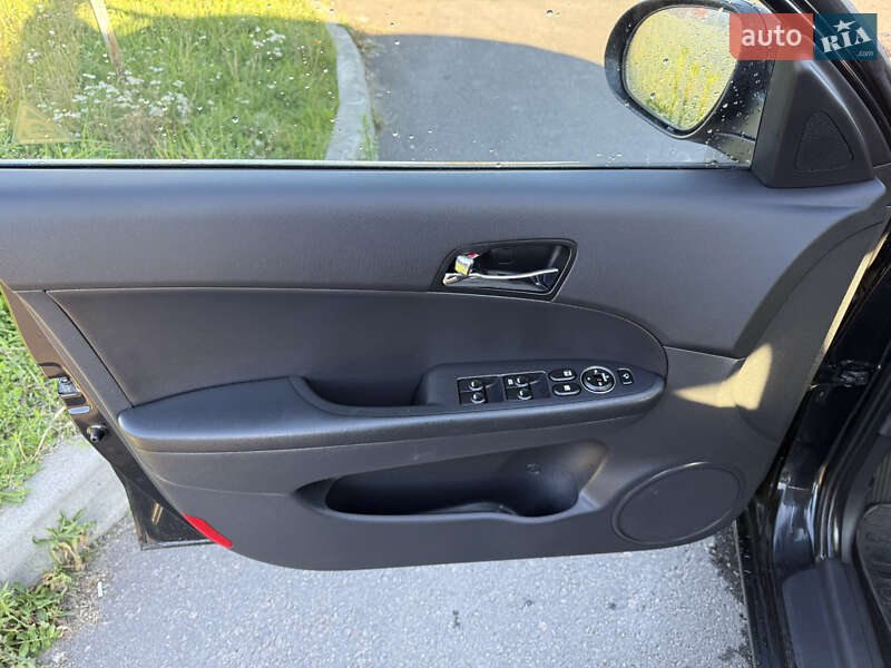 Универсал Hyundai i30 2008 в Луцке фото 17 Универсал Hyundai i30 2008 в Луцке