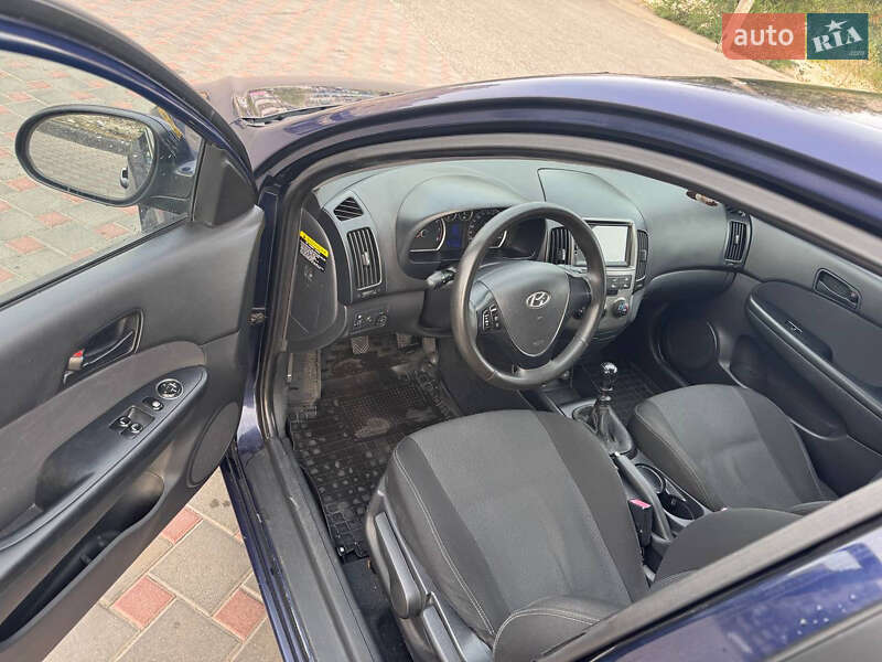 Хетчбек Hyundai i30 2008 в Запоріжжі фото 9 Хетчбек Hyundai i30 2008 в Запоріжжі