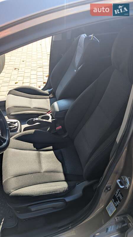 Хетчбек Hyundai i30 2013 в Чернівцях