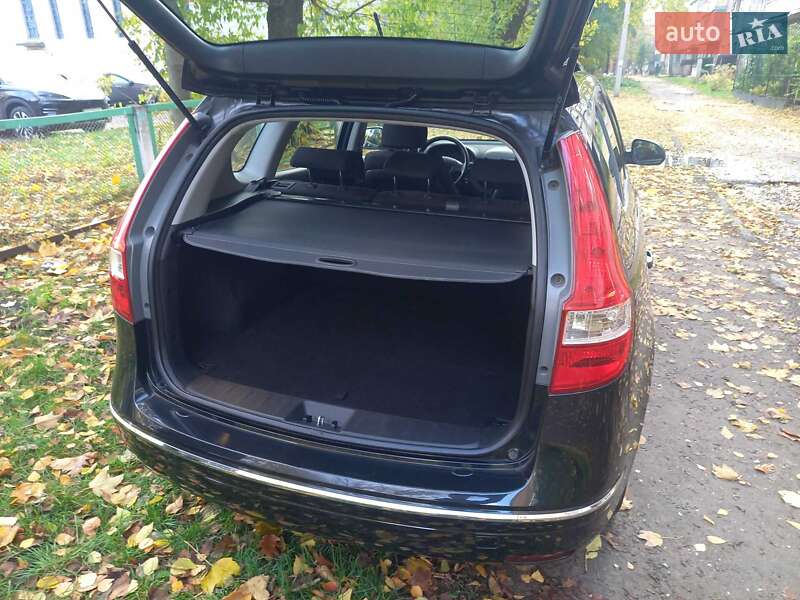 Універсал Hyundai i30 2009 в Черкасах фото 30 Універсал Hyundai i30 2009 в Черкасах
