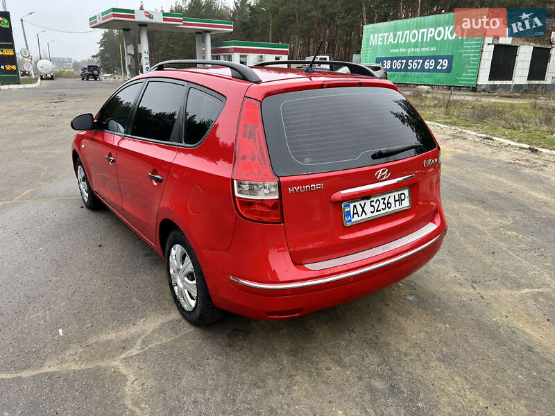 Універсал Hyundai i30 2009 в Зміїві фото 5 Універсал Hyundai i30 2009 в Зміїві