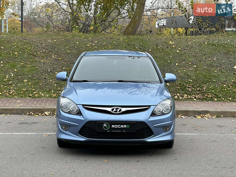 Хетчбек Hyundai i30 2011 в Києві фото 6 Хетчбек Hyundai i30 2011 в Києві