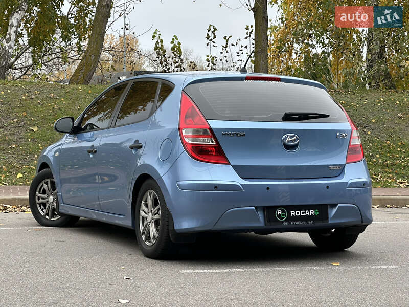 Хетчбек Hyundai i30 2011 в Києві фото 17 Хетчбек Hyundai i30 2011 в Києві