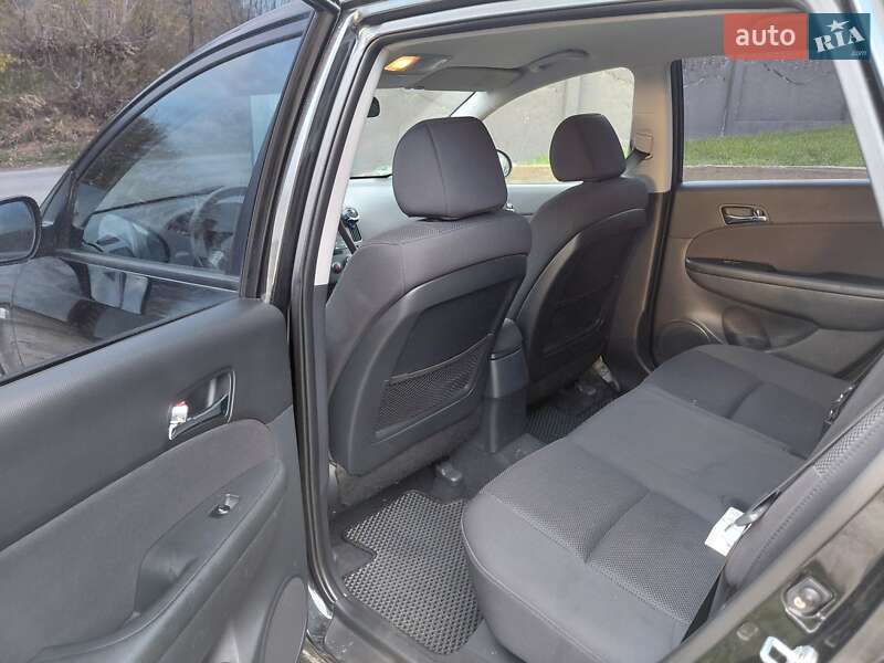 Універсал Hyundai i30 2008 в Рівному фото 9 Універсал Hyundai i30 2008 в Рівному