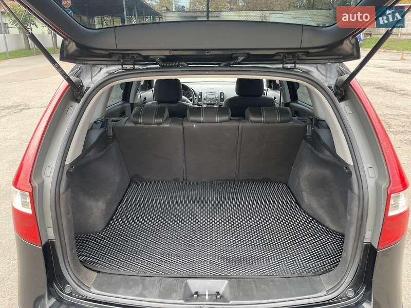 Универсал Hyundai i30 2009 в Чернигове фото 13 Универсал Hyundai i30 2009 в Чернигове