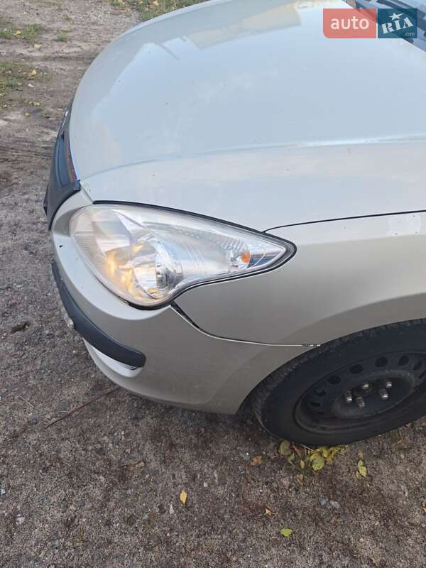 Универсал Hyundai i30 2008 в Киеве