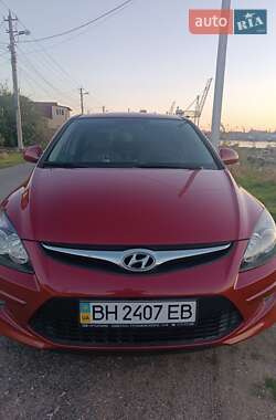 Хэтчбек Hyundai i30 2011 в Одессе Хэтчбек Hyundai i30 2011 в Одессе