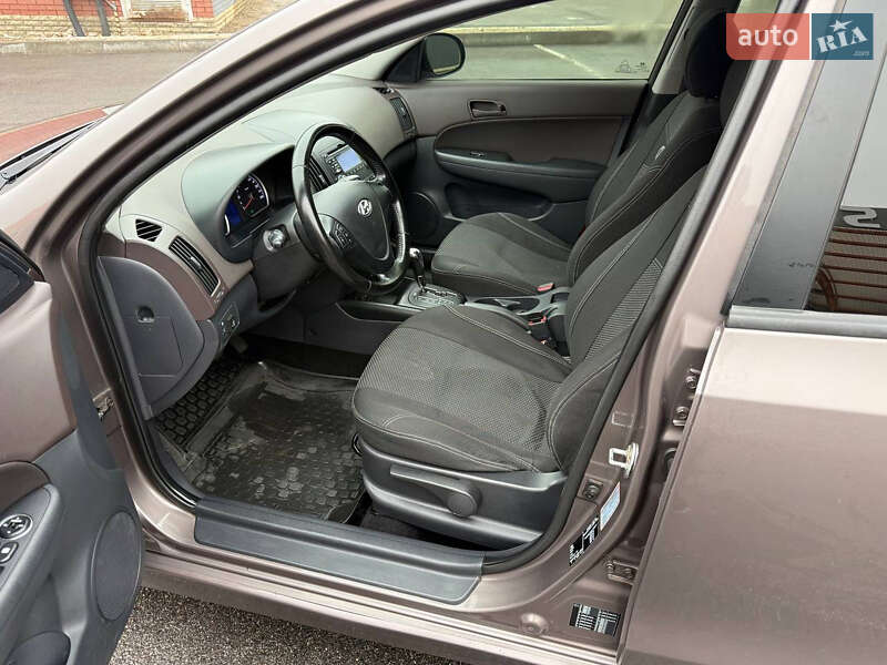 Універсал Hyundai i30 2012 в Харкові фото 18 Універсал Hyundai i30 2012 в Харкові