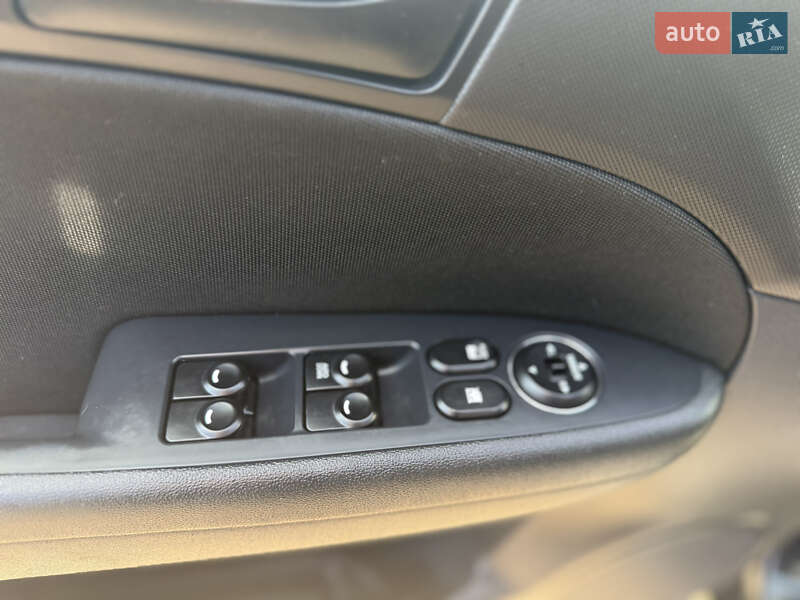 Універсал Hyundai i30 2009 в Борисполі фото 14 Універсал Hyundai i30 2009 в Борисполі