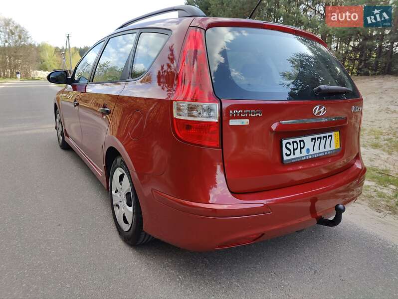 Универсал Hyundai i30 2011 в Киеве