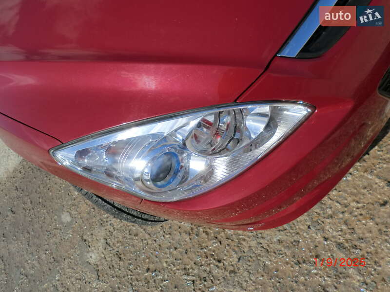 Хэтчбек Hyundai i30 2008 в Никополе