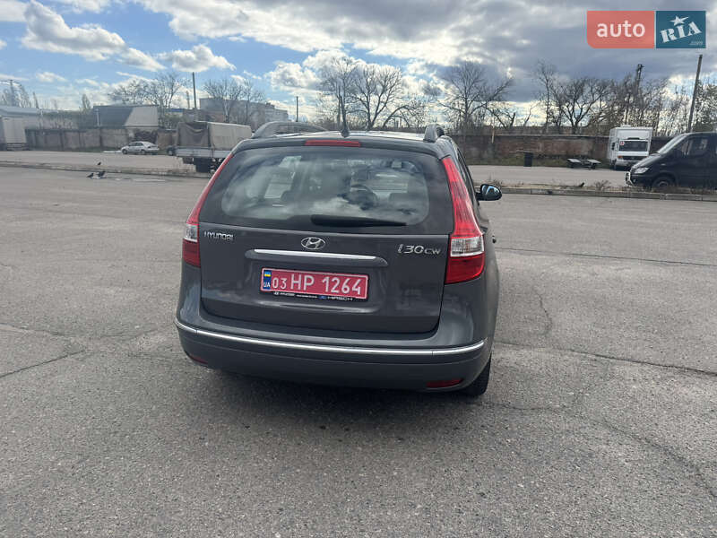 Універсал Hyundai i30 2009 в Білій Церкві фото 46 Універсал Hyundai i30 2009 в Білій Церкві