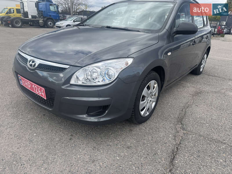 Універсал Hyundai i30 2009 в Білій Церкві фото 57 Універсал Hyundai i30 2009 в Білій Церкві