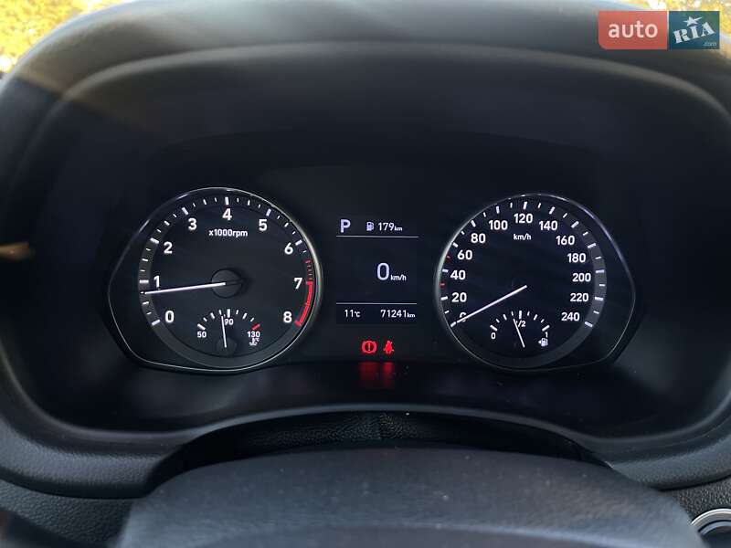 Хетчбек Hyundai i30 2021 в Ужгороді фото 3 Хетчбек Hyundai i30 2021 в Ужгороді