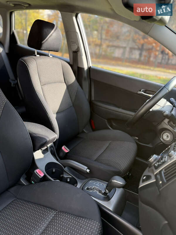 Хетчбек Hyundai i30 2009 в Києві фото 25 Хетчбек Hyundai i30 2009 в Києві