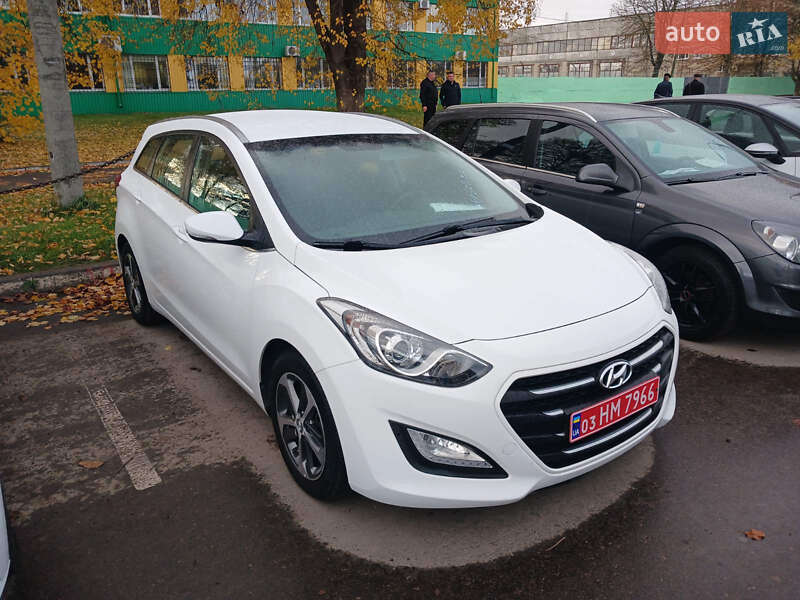 Універсал Hyundai i30 2015 в Луцьку фото 2 Універсал Hyundai i30 2015 в Луцьку