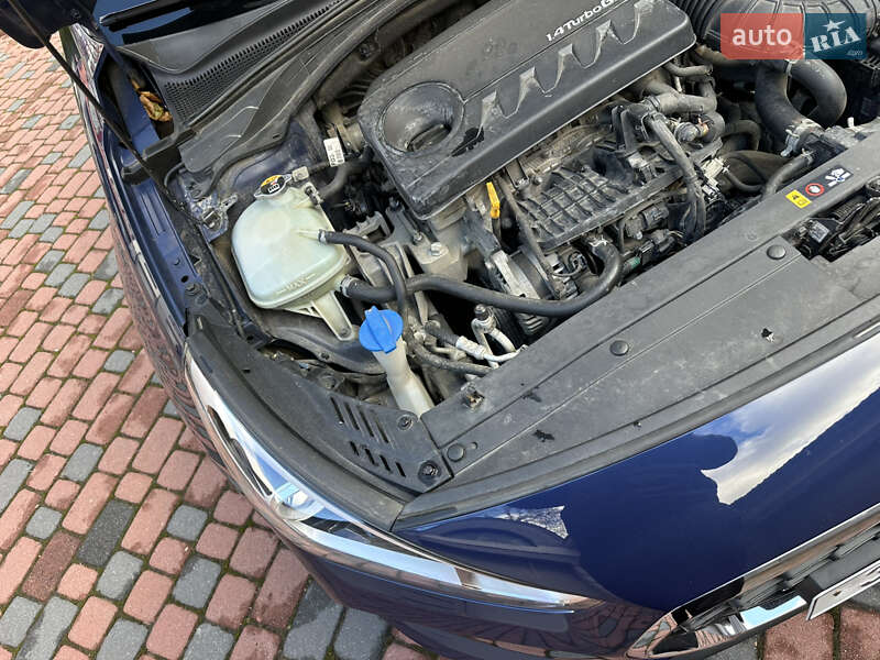 Универсал Hyundai i30 2018 в Ивано-Франковске