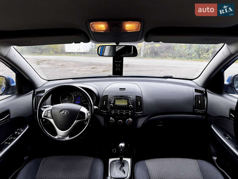 Хэтчбек Hyundai i30 2008 в Виннице