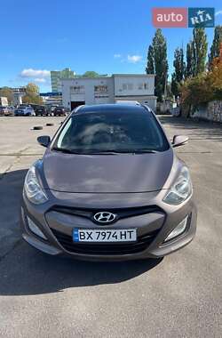 Универсал Hyundai i30 2013 в Хмельницком