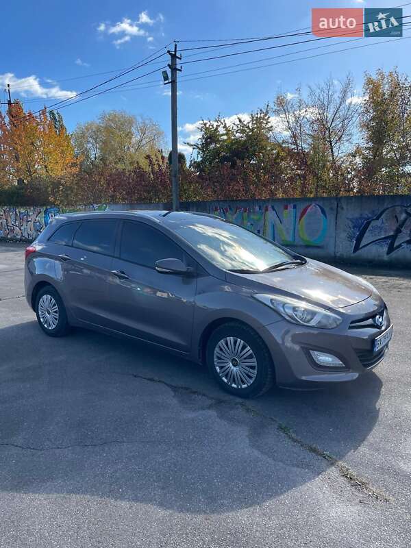 Універсал Hyundai i30 2013 в Хмельницькому фото 12 Універсал Hyundai i30 2013 в Хмельницькому