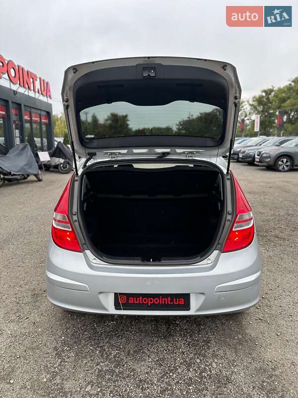Хэтчбек Hyundai i30 2009 в Белогородке фото 11 Хэтчбек Hyundai i30 2009 в Белогородке