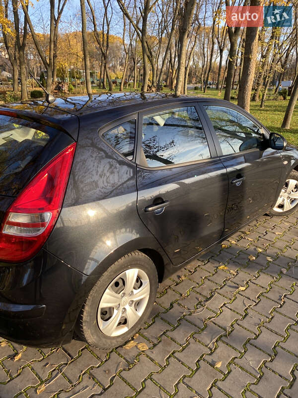 Хетчбек Hyundai i30 2009 в Олександрії
