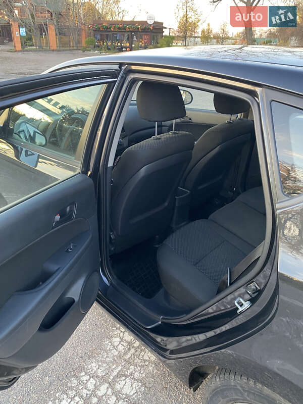 Хетчбек Hyundai i30 2009 в Олександрії