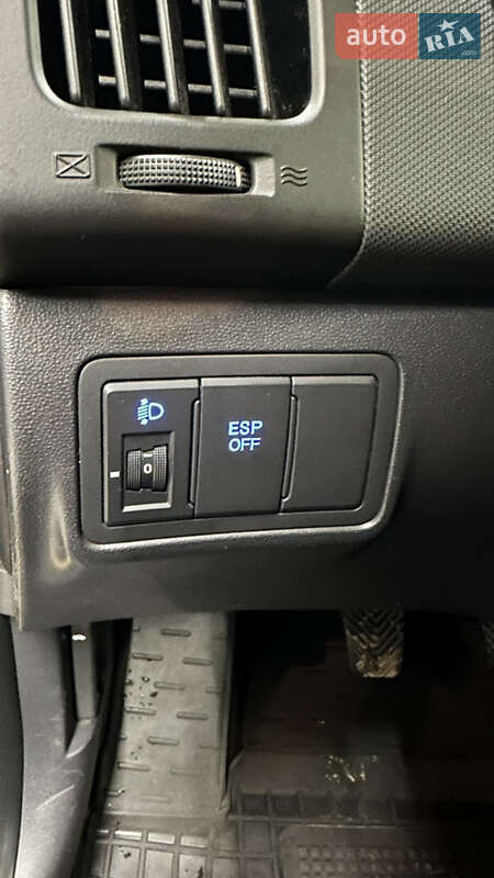 Універсал Hyundai i30 2009 в Львові фото 27 Універсал Hyundai i30 2009 в Львові