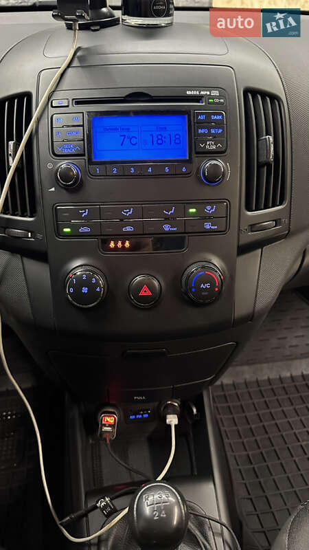 Універсал Hyundai i30 2009 в Львові фото 31 Універсал Hyundai i30 2009 в Львові