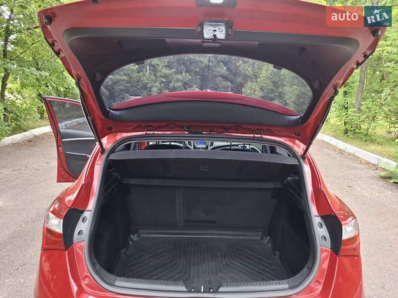 Хэтчбек Hyundai i30 2013 в Черкассах