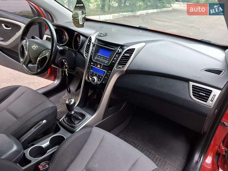 Хэтчбек Hyundai i30 2013 в Черкассах