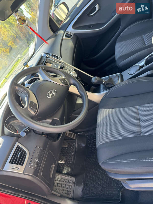 Хетчбек Hyundai i30 2012 в Одесі фото 19 Хетчбек Hyundai i30 2012 в Одесі