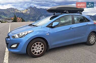 Хэтчбек Hyundai i30 2013 в Львове