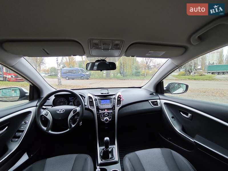 Хэтчбек Hyundai i30 2013 в Киеве