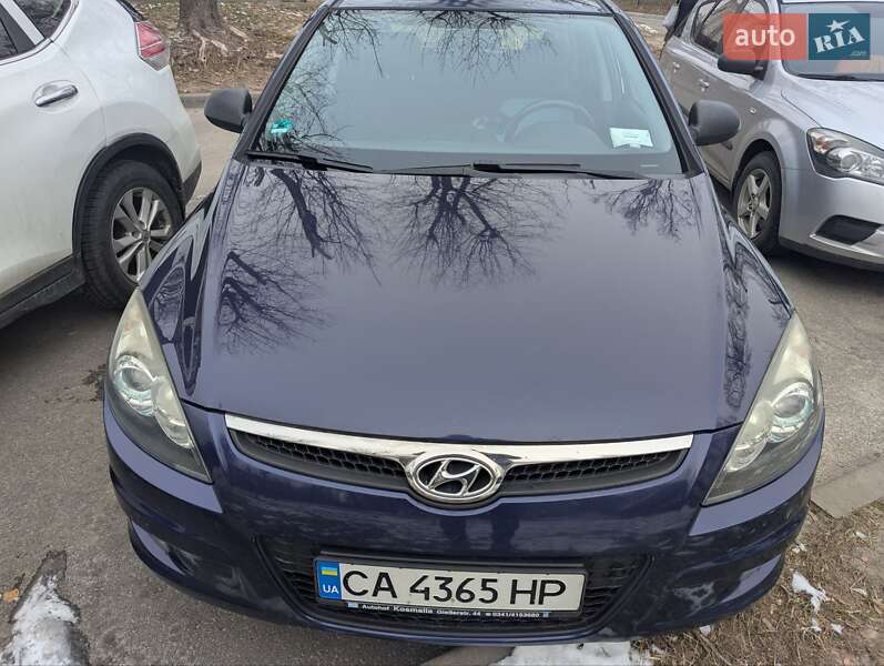 Хетчбек Hyundai i30 2009 в Броварах фото 3 Хетчбек Hyundai i30 2009 в Броварах