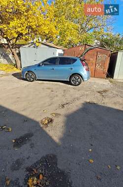 Хетчбек Hyundai i30 2010 в Кривому Розі