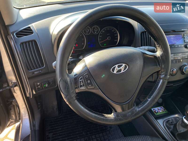 Хэтчбек Hyundai i30 2011 в Львове фото 12 Хэтчбек Hyundai i30 2011 в Львове