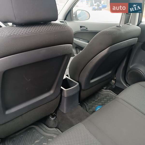 Универсал Hyundai i30 2011 в Броварах