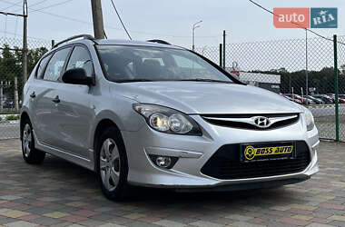Хэтчбек Hyundai i30 2012 в Стрые