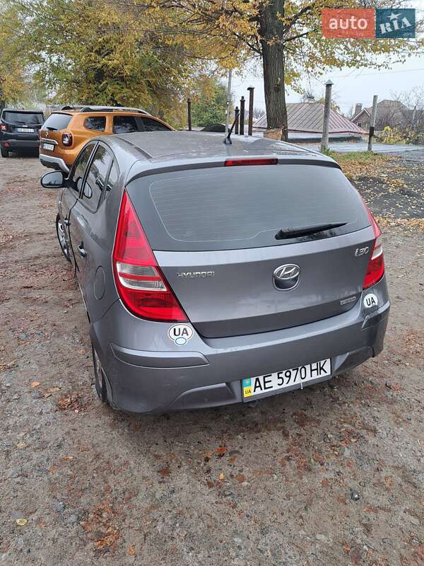 Универсал Hyundai i30 2011 в Новомосковске фото 2 Универсал Hyundai i30 2011 в Новомосковске