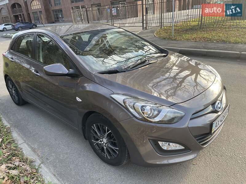 Хетчбек Hyundai i30 2013 в Харкові
