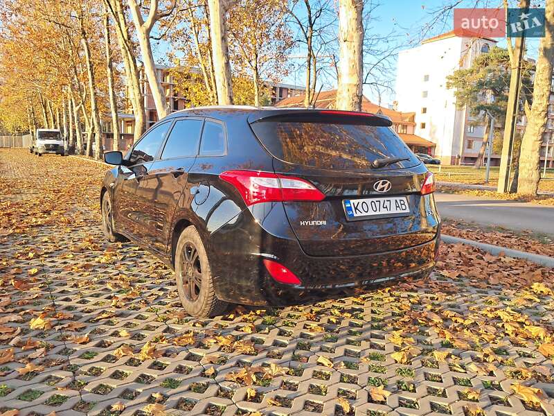 Универсал Hyundai i30 2014 в Мукачево