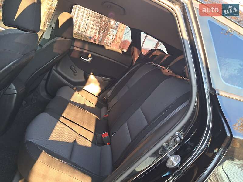 Универсал Hyundai i30 2014 в Мукачево