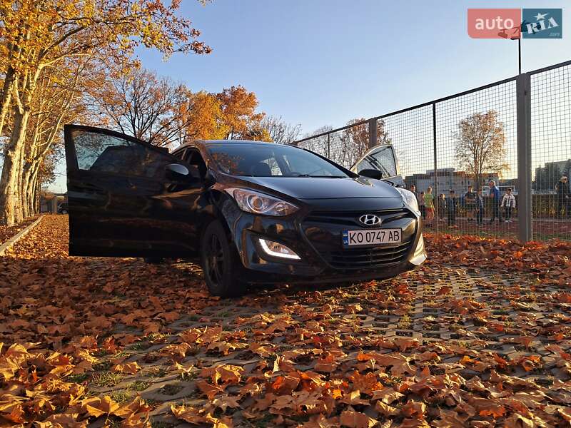 Универсал Hyundai i30 2014 в Мукачево
