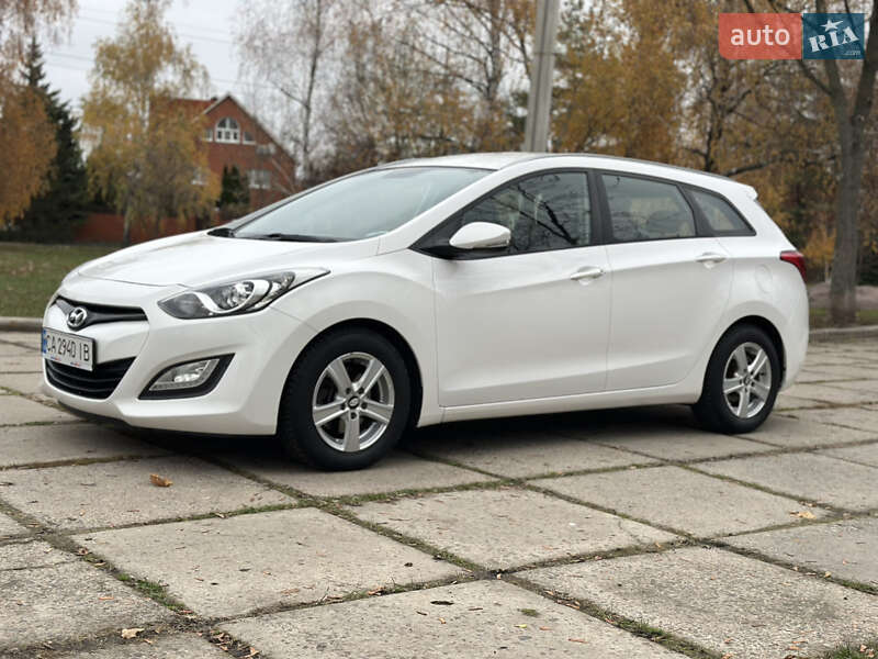 Универсал Hyundai i30 2013 в Харькове