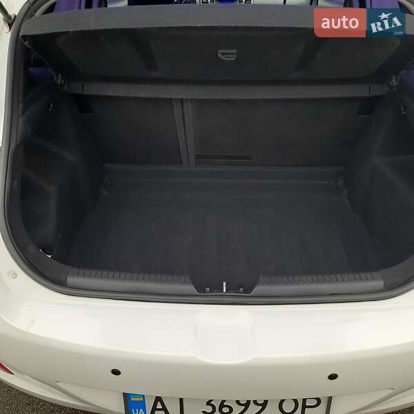 Хэтчбек Hyundai i30 2012 в Киеве фото 9 Хэтчбек Hyundai i30 2012 в Киеве