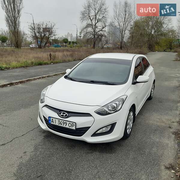 Хэтчбек Hyundai i30 2012 в Киеве фото 22 Хэтчбек Hyundai i30 2012 в Киеве